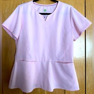 🌸 Healing Hands Soft Pink peplum two-pocket scrub top large